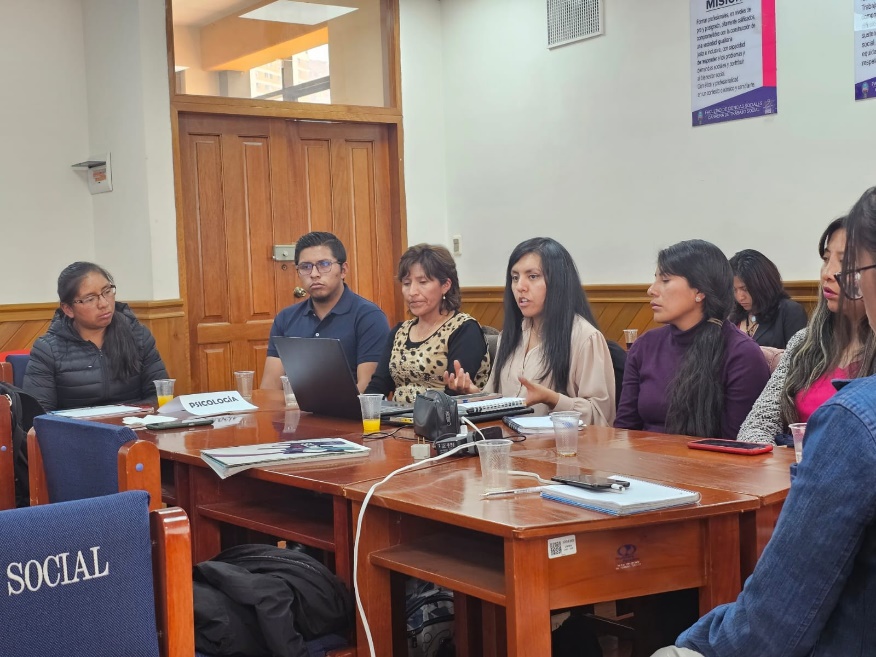 Taller de mesas — imagen 7