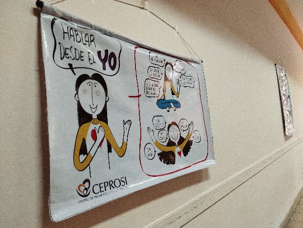 Participantes durante el taller de cultura de paz UMSA