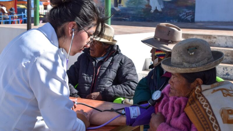 Facultad de Medicina participa en campaña de salud en el Municipio de Humanata
