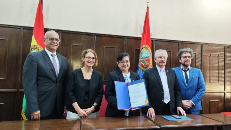  “LA UMSA FORMA PARTE DE UN GRUPO SELECTO DE UNIVERSIDADES COMPROMETIDAS CON LA CALIDAD EN LA GESTION DE LA INVESTIGACIÓN”